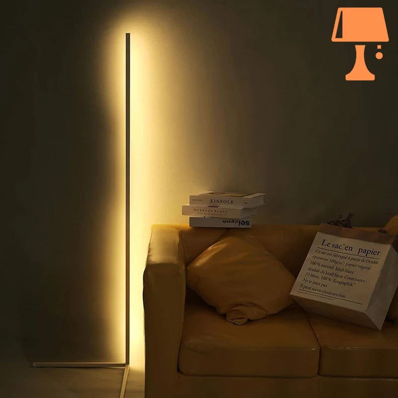 grande lampe de chevet noir allumée